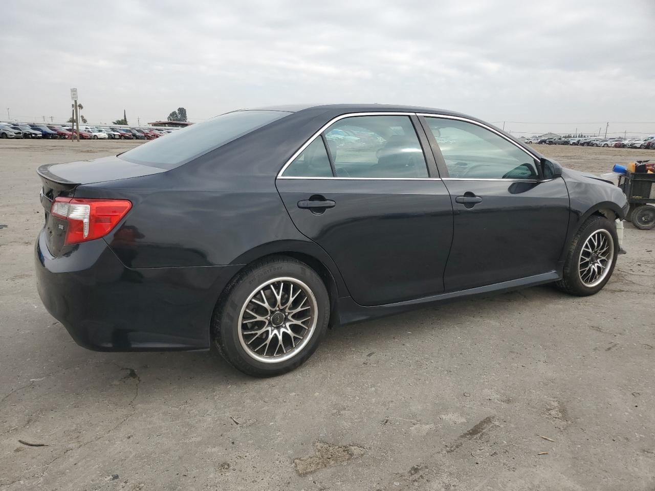 2014 Toyota Camry VIN 4T1BF1FK8EU863310 Copart auction photo, front end damage thumbnail 3