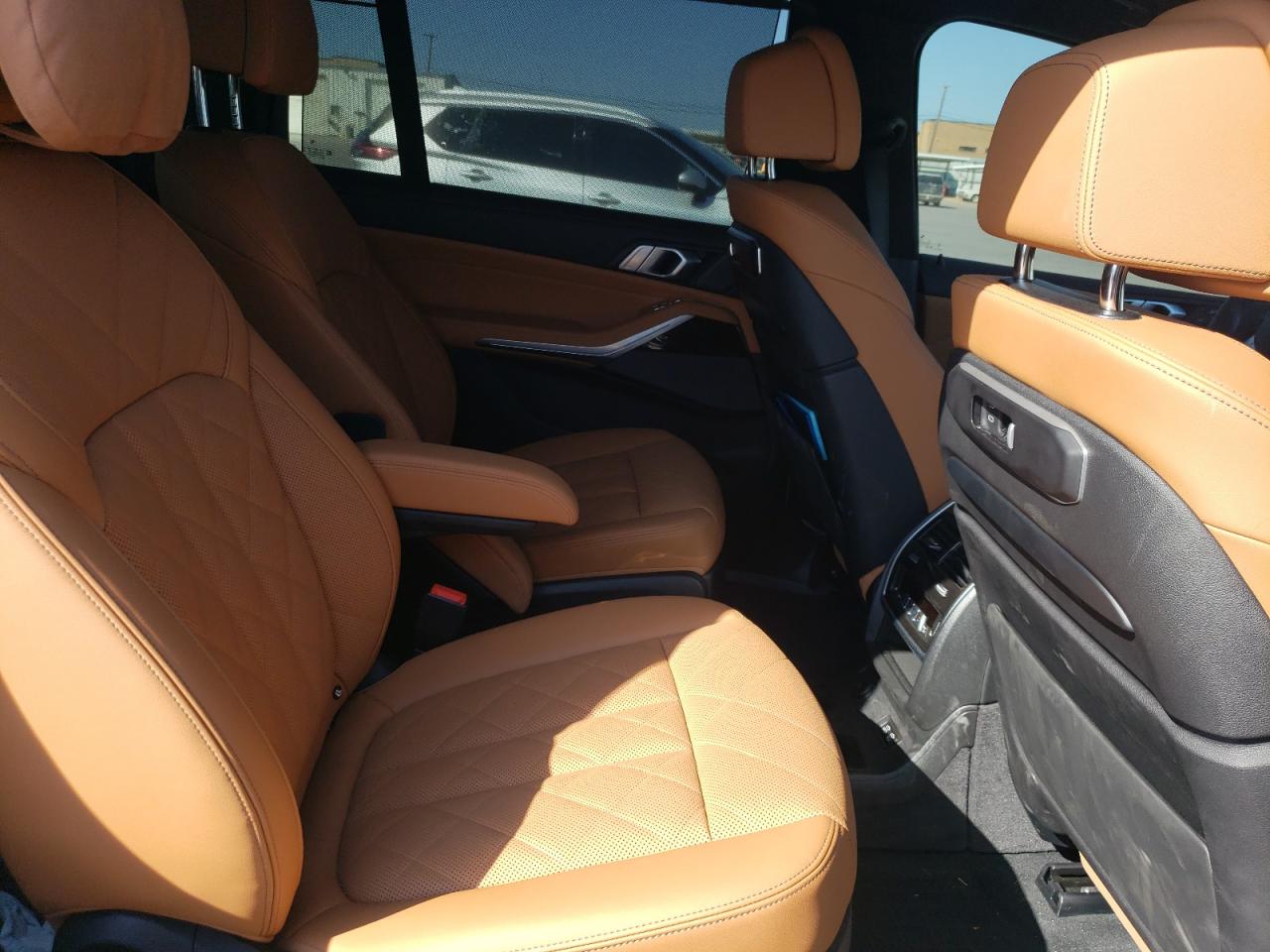 2024 BMW X7 VIN 5UX23EM04R9V15422 Copart auction photo, front end damage thumbnail 11