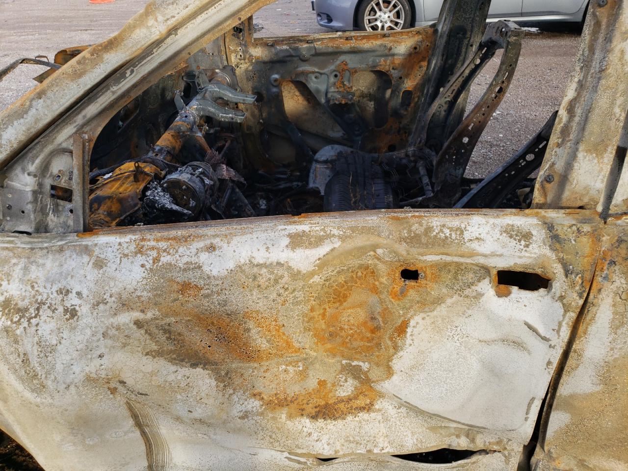 2019 Chevrolet Equinox VIN 3GNAXKEV1KL121617 Copart auction photo, burn / hail damage thumbnail 7