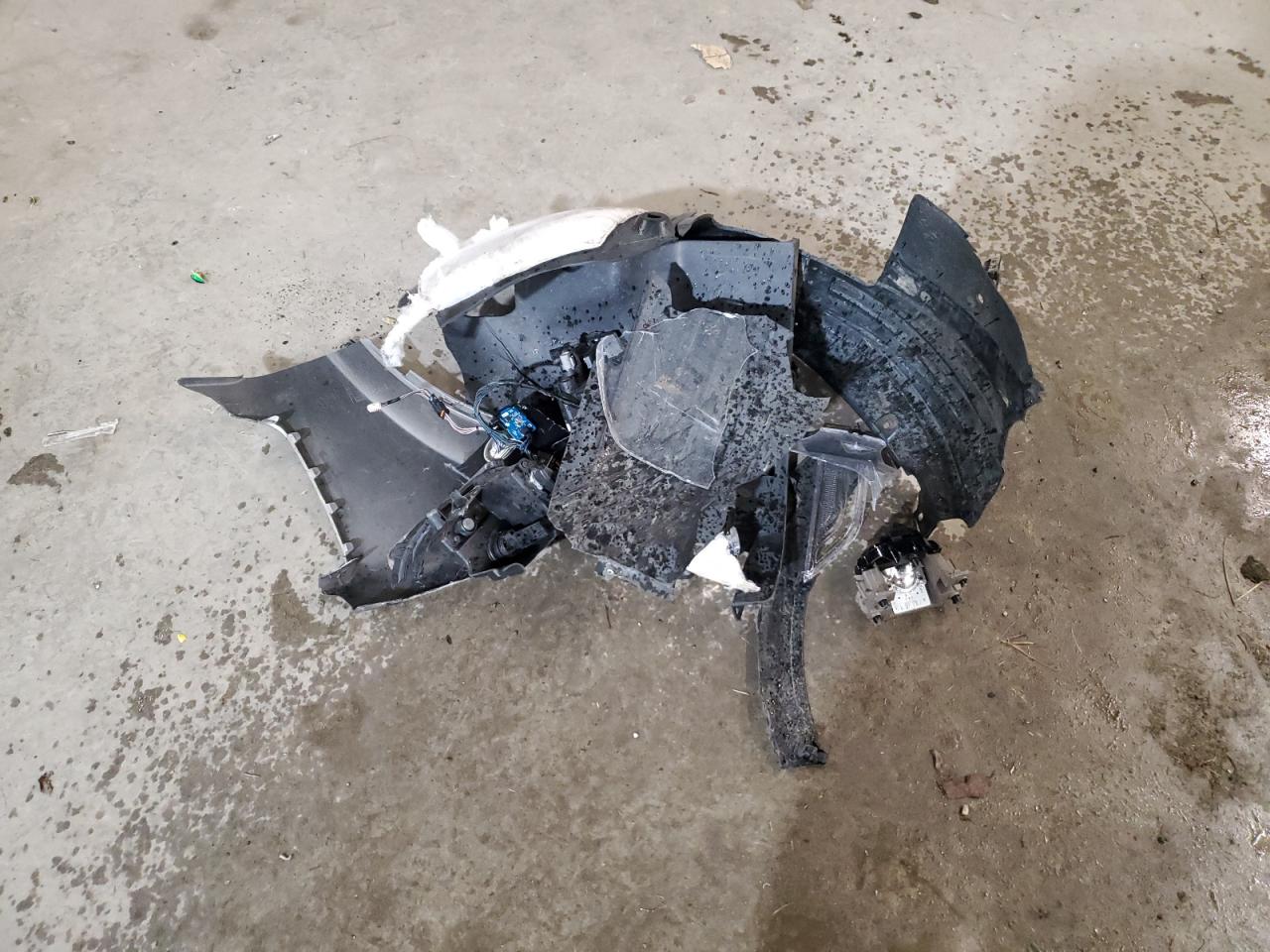 2020 Hyundai Santa Fe VIN 5NMS33AD2LH241811 Copart auction photo, front end damage thumbnail 13