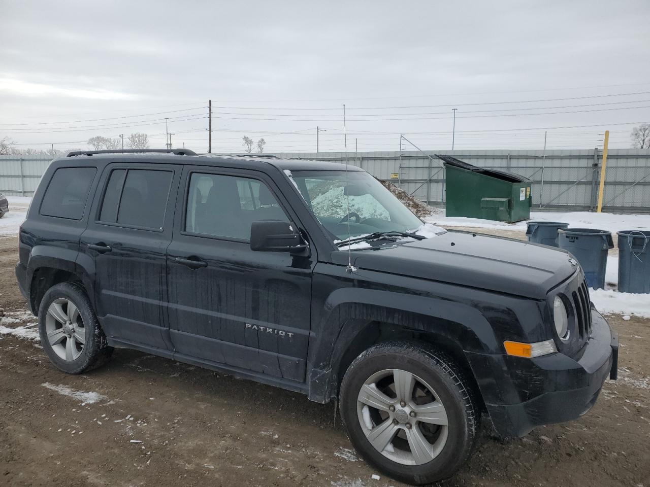 2017 Jeep Liberty (Patriot) VIN 1C4NJRFB3HD175069 Copart auction photo, rear end damage thumbnail 4