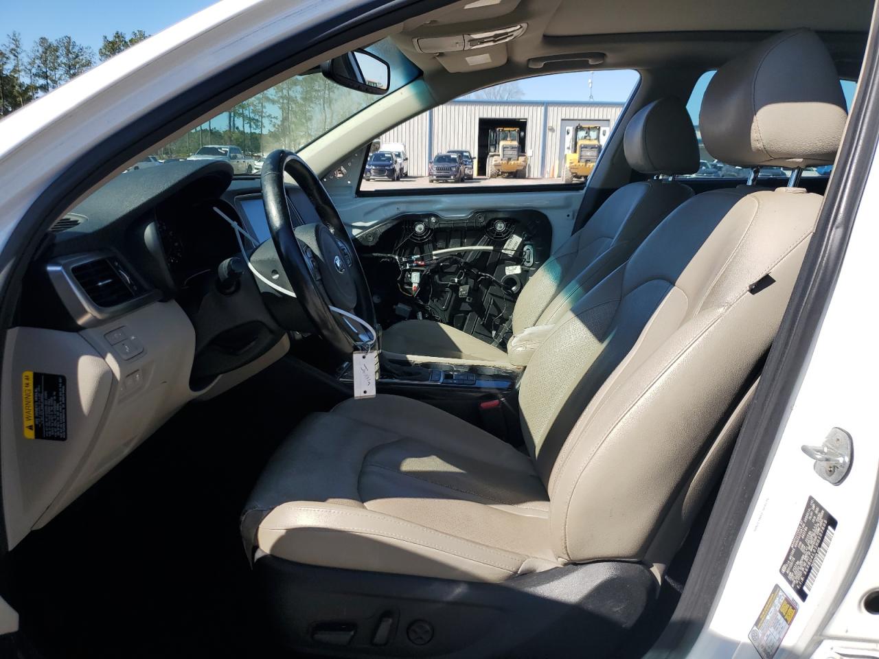 2017 KIA Optima VIN 5XXGU4L31HG137605 Copart auction photo, front end damage thumbnail 7