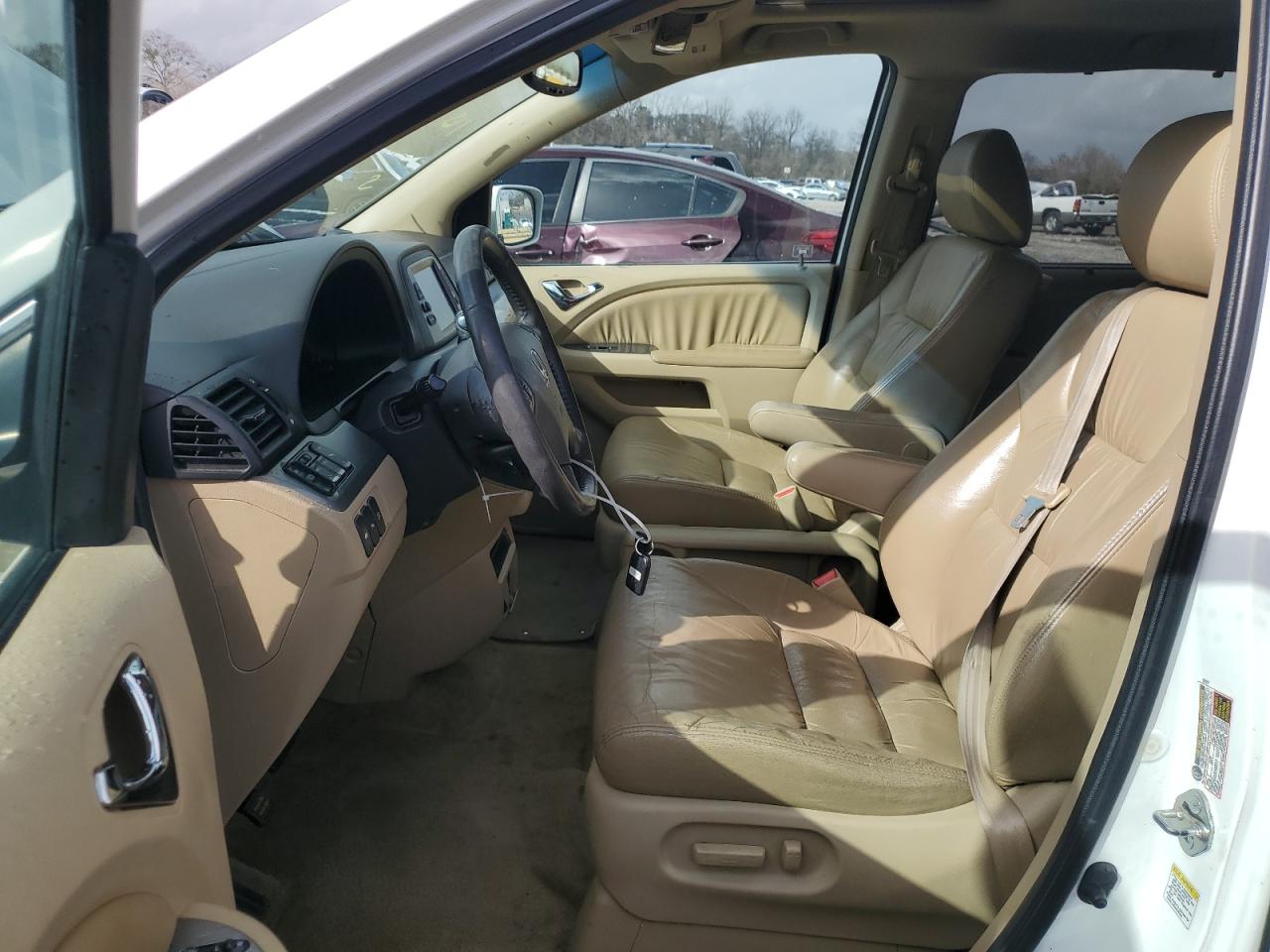 2009 Honda Odyssey VIN 5FNRL38979B009988 Copart auction photo, rear end / minor dent/scratches damage thumbnail 7