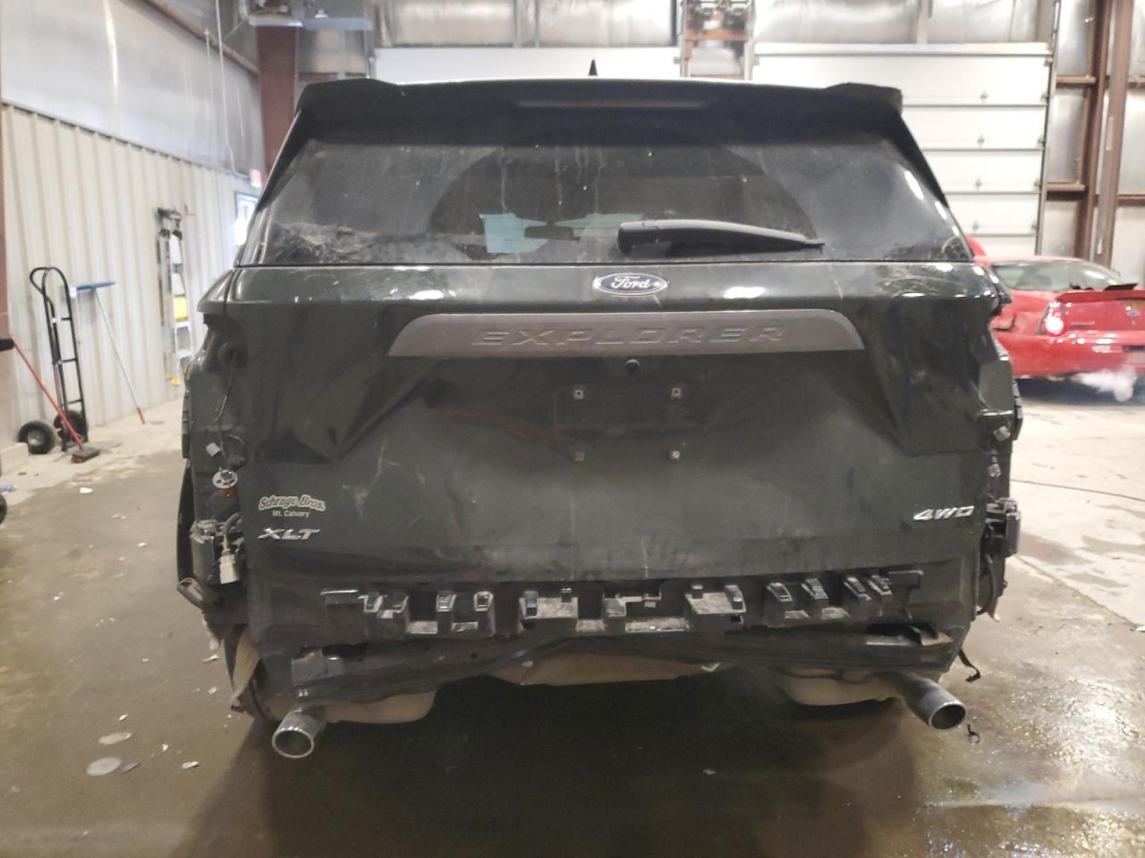 2022 Ford Explorer VIN 1FMSK8DH5NGB74657 Copart auction photo, rear end damage thumbnail 6