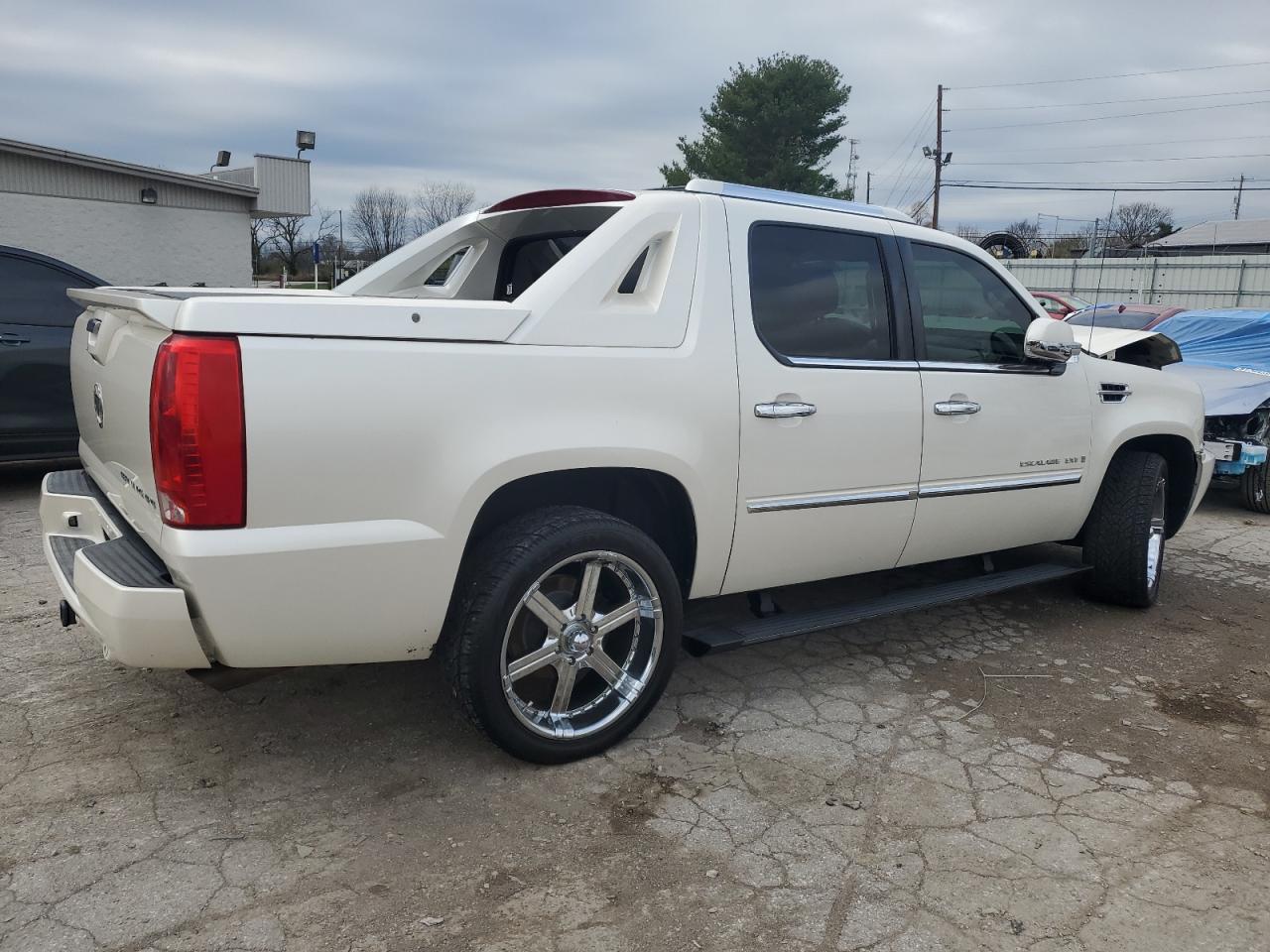 2007 Cadillac Escalade VIN 3GYFK62897G261377 Copart auction photo, front end damage thumbnail 3