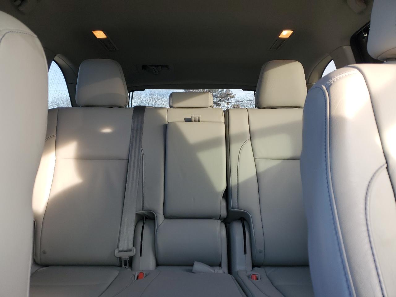 2015 Toyota Highlander VIN 5TDJKRFH1FS112960 Copart auction photo, side / front end damage thumbnail 10