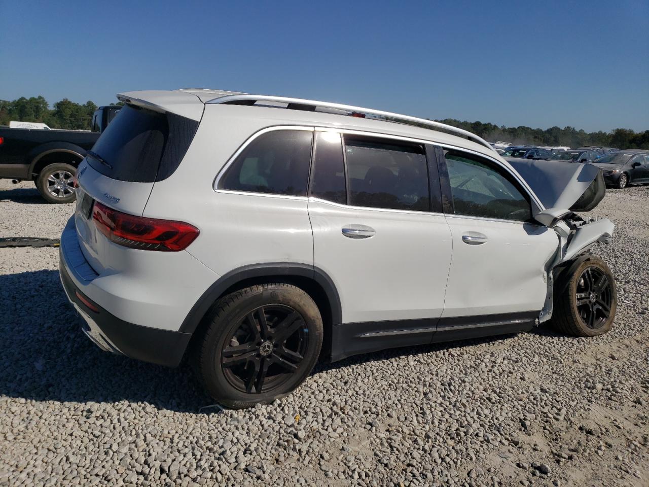 2020 Mercedes-Benz GLB VIN W1N4M4HB0LW046909 Copart auction photo, front end damage thumbnail 3