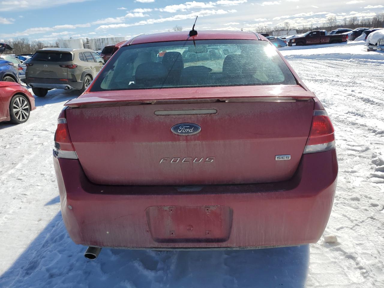 2011 Ford Focus VIN 1FAHP3GN3BW153589 Copart auction photo, side / rear end damage thumbnail 6