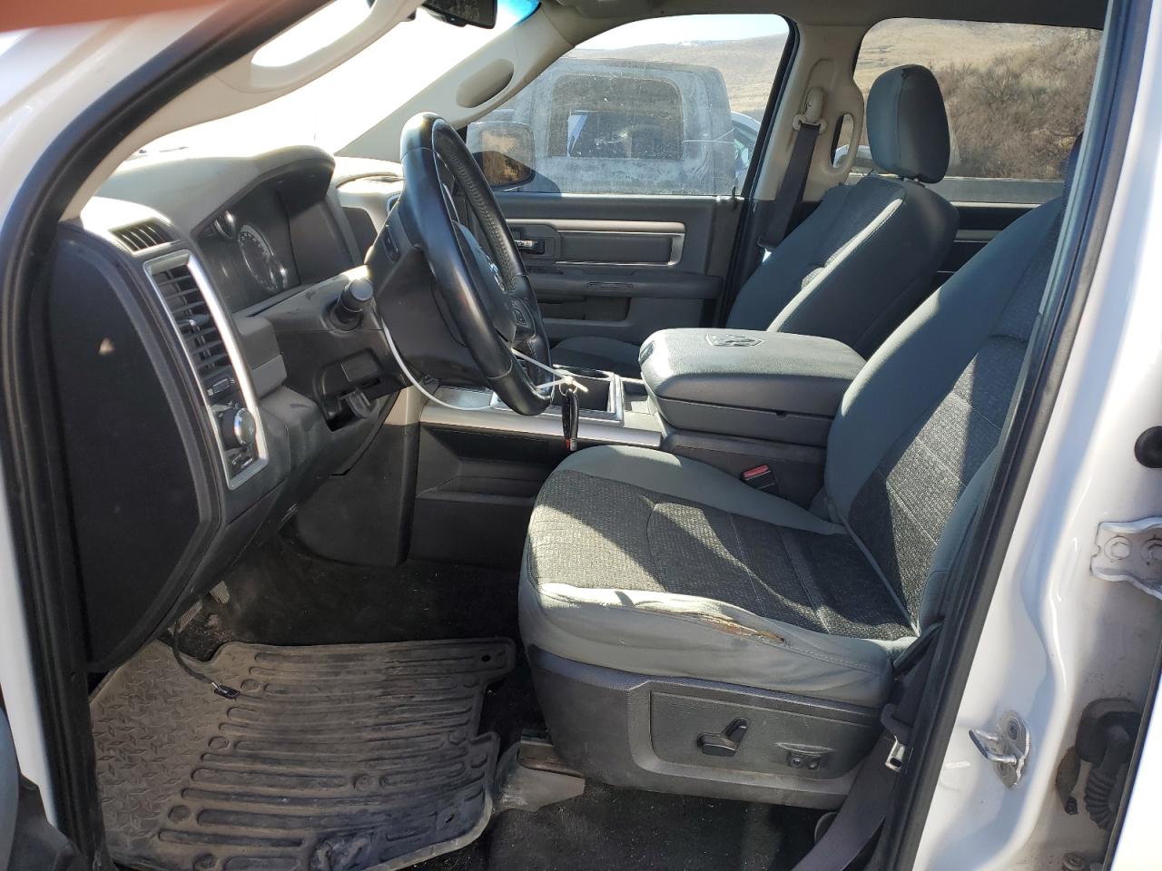2014 RAM 1500 VIN 1C6RR7LT7ES317594 Copart auction photo, undercarriage / minor dent/scratches damage thumbnail 7