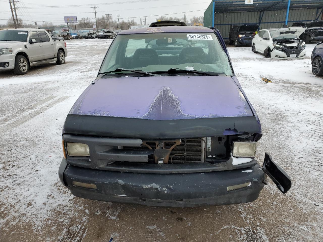 1996 Chevrolet S-10 Pickup VIN 1GCCS144XT8206264 Copart auction photo, all over damage thumbnail 5