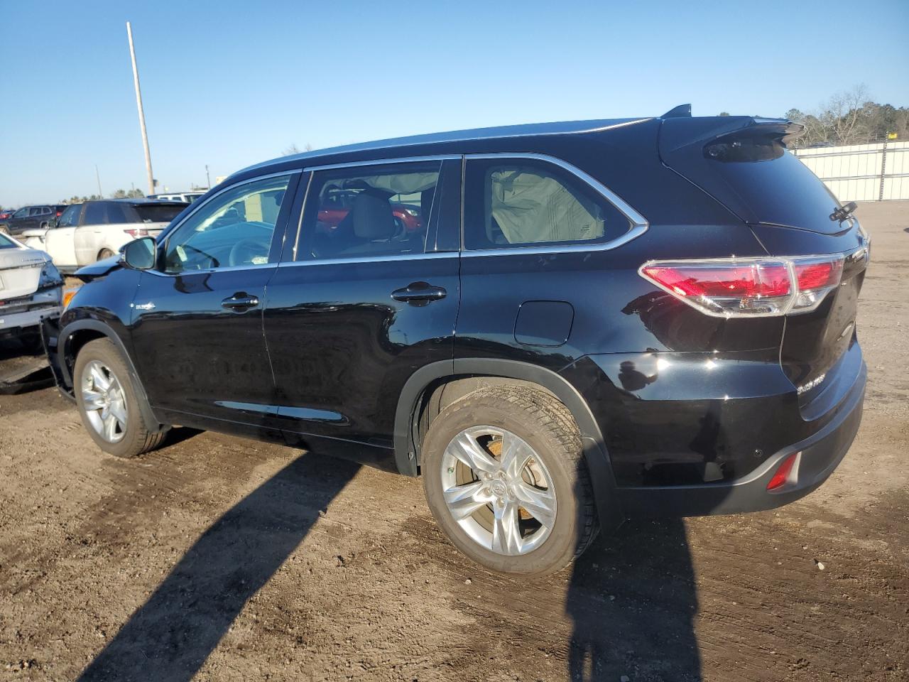 2015 Toyota Highlander VIN 5TDDCRFH1FS013467 Copart auction photo, front end damage thumbnail 2
