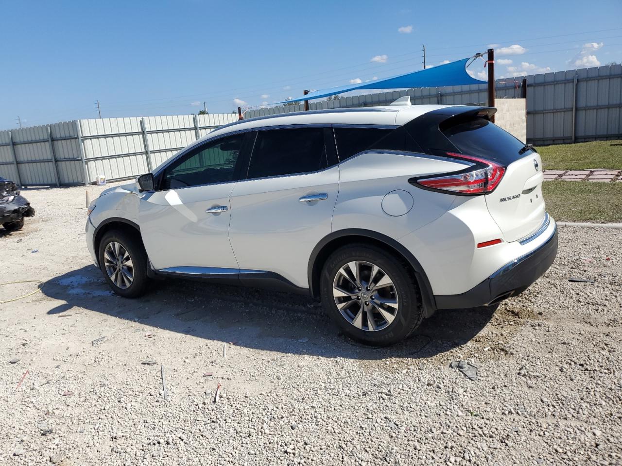 2017 Nissan Murano VIN 5N1AZ2MH7HN153927 Copart auction photo, side / front end damage thumbnail 2