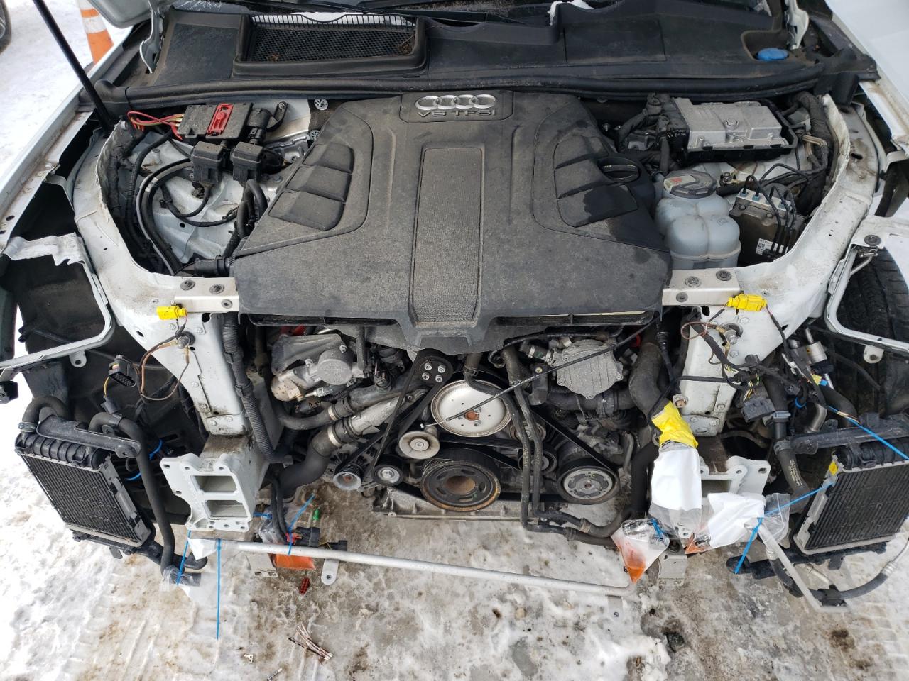 2018 Audi Q7 VIN WA1LAAF70JD032990 Copart auction photo, front end / side damage thumbnail 12