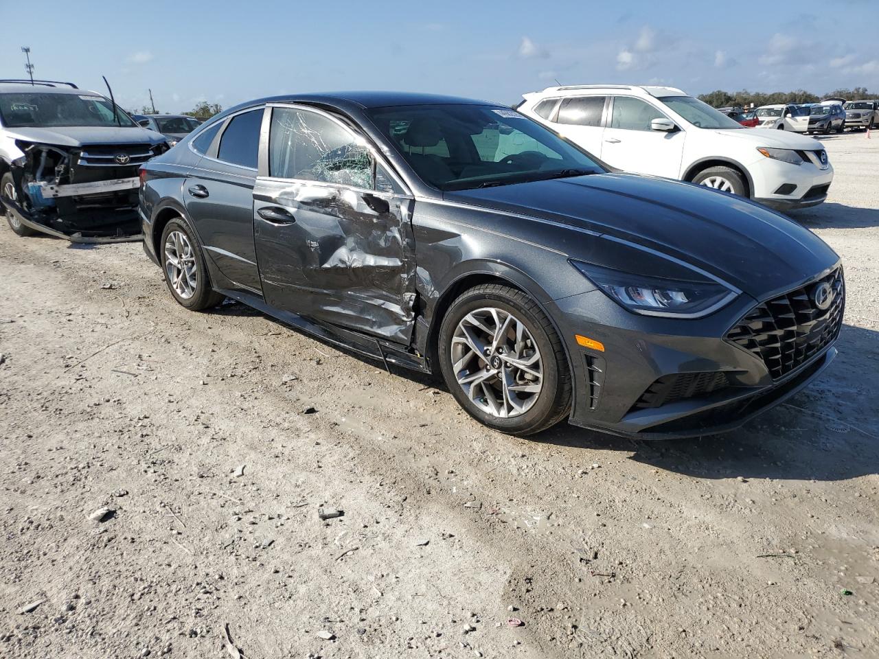 2021 Hyundai Sonata VIN KMHL64JA5MA146139 Copart auction photo, side damage thumbnail 4