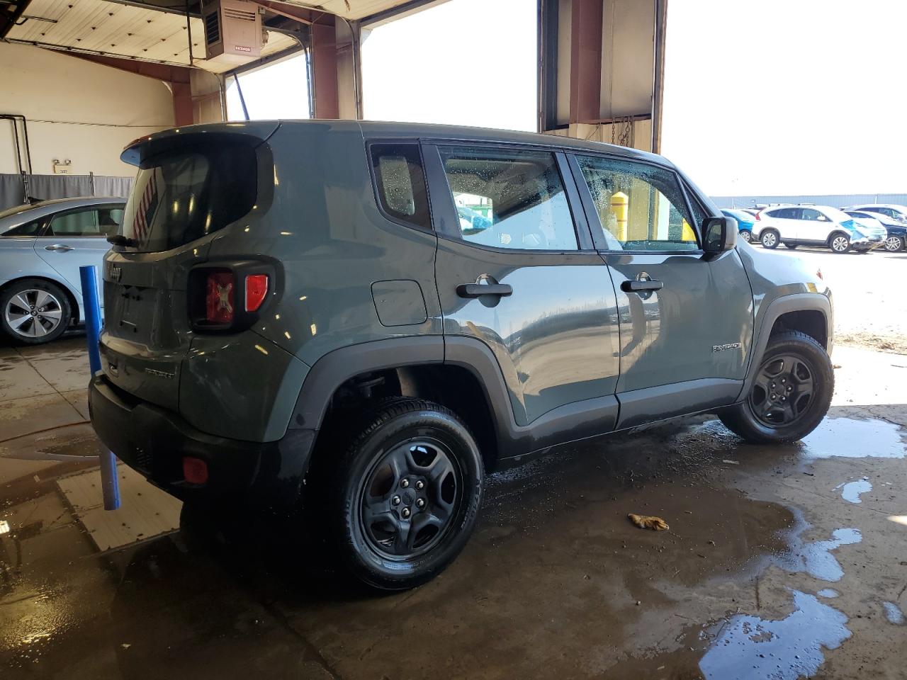 2018 Jeep Renegade VIN ZACCJBAB2JPJ51792 Copart auction photo, front end damage thumbnail 3