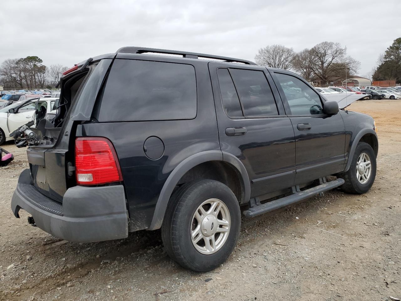 2003 Ford Explorer VIN 1FMZU62KX3ZA52065 Copart auction photo, all over damage thumbnail 3