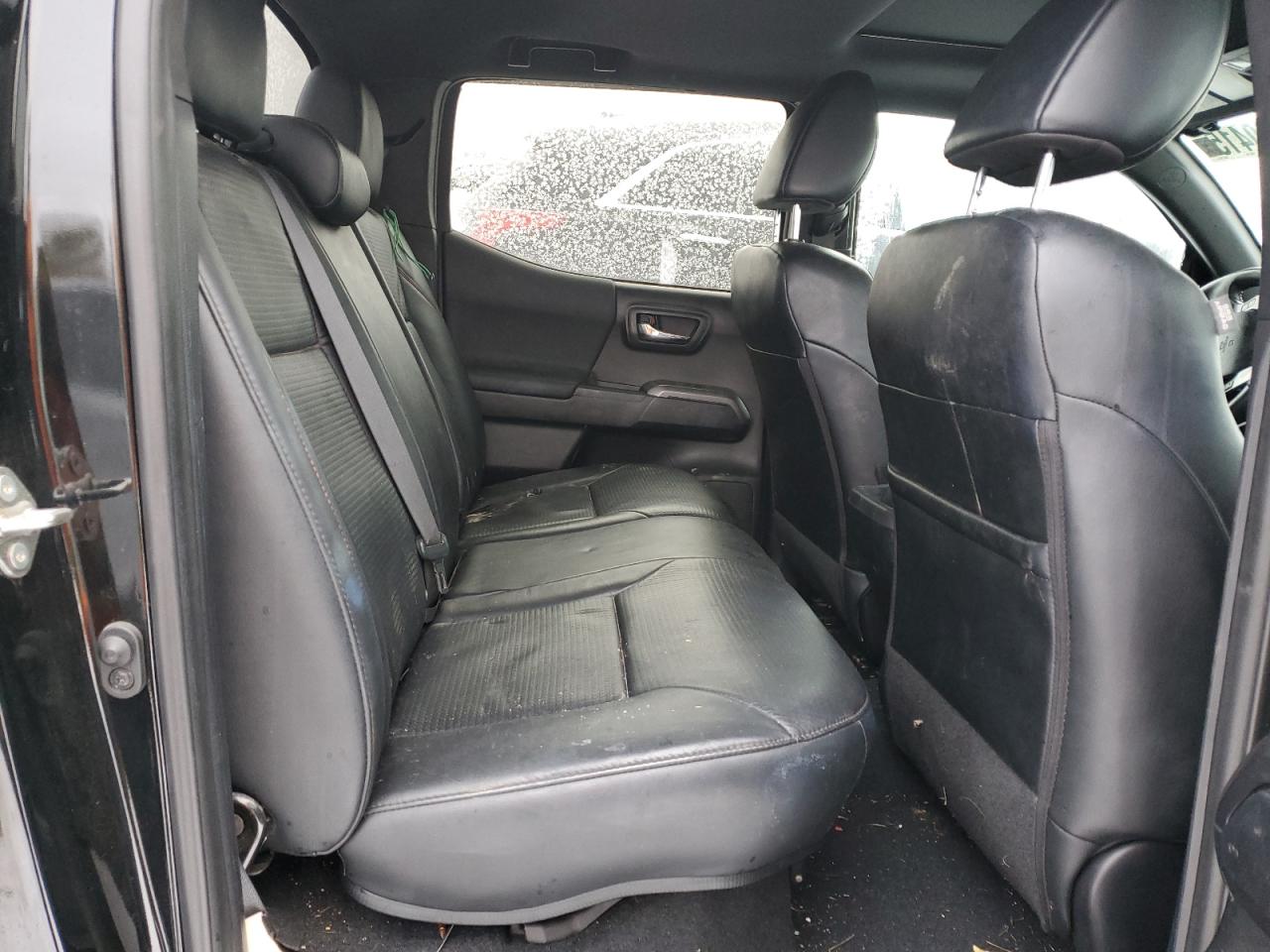 2019 Toyota Tacoma VIN 5TFCZ5AN2KX188475 Copart auction photo, front end / side damage thumbnail 10