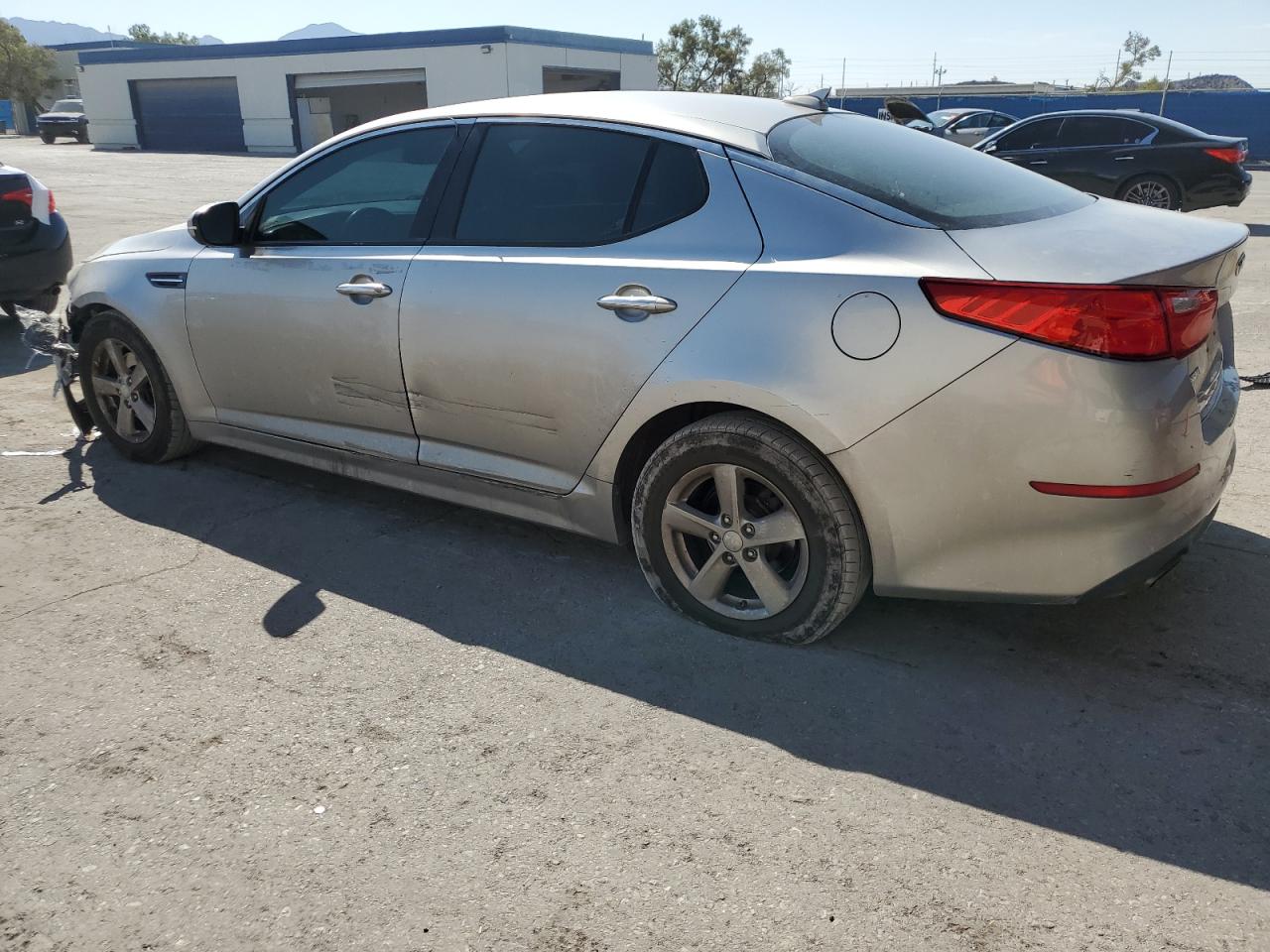 2014 KIA Optima VIN 5XXGM4A74EG323236 Copart auction photo, front end / minor dent/scratches damage thumbnail 2