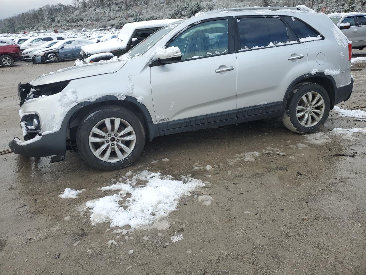 2011 KIA Sorento VIN 5XYKTDA25BG148164
