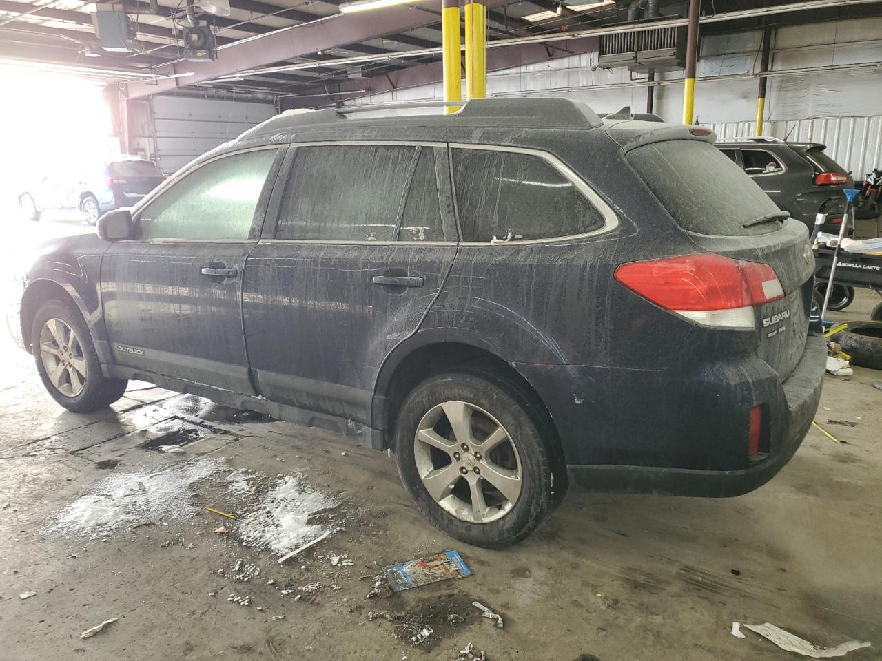 2014 Subaru Outback VIN 4S4BRCLC3E3283985 Copart auction photo, front end damage thumbnail 2