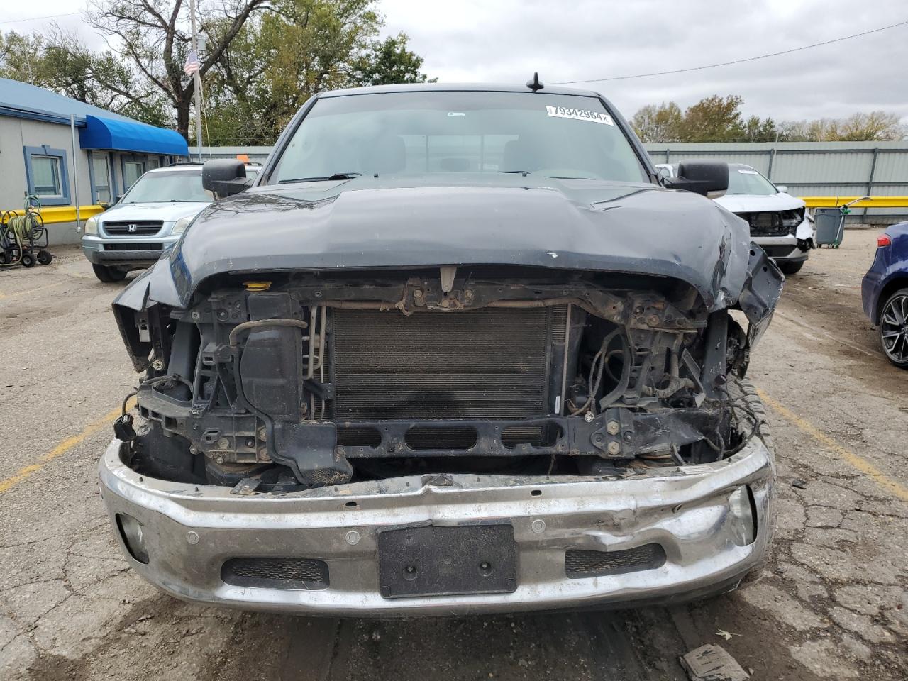 2017 RAM 1500 VIN 3C6RR7LT0HG511444 Copart auction photo, front end / minor dent/scratches damage thumbnail 5