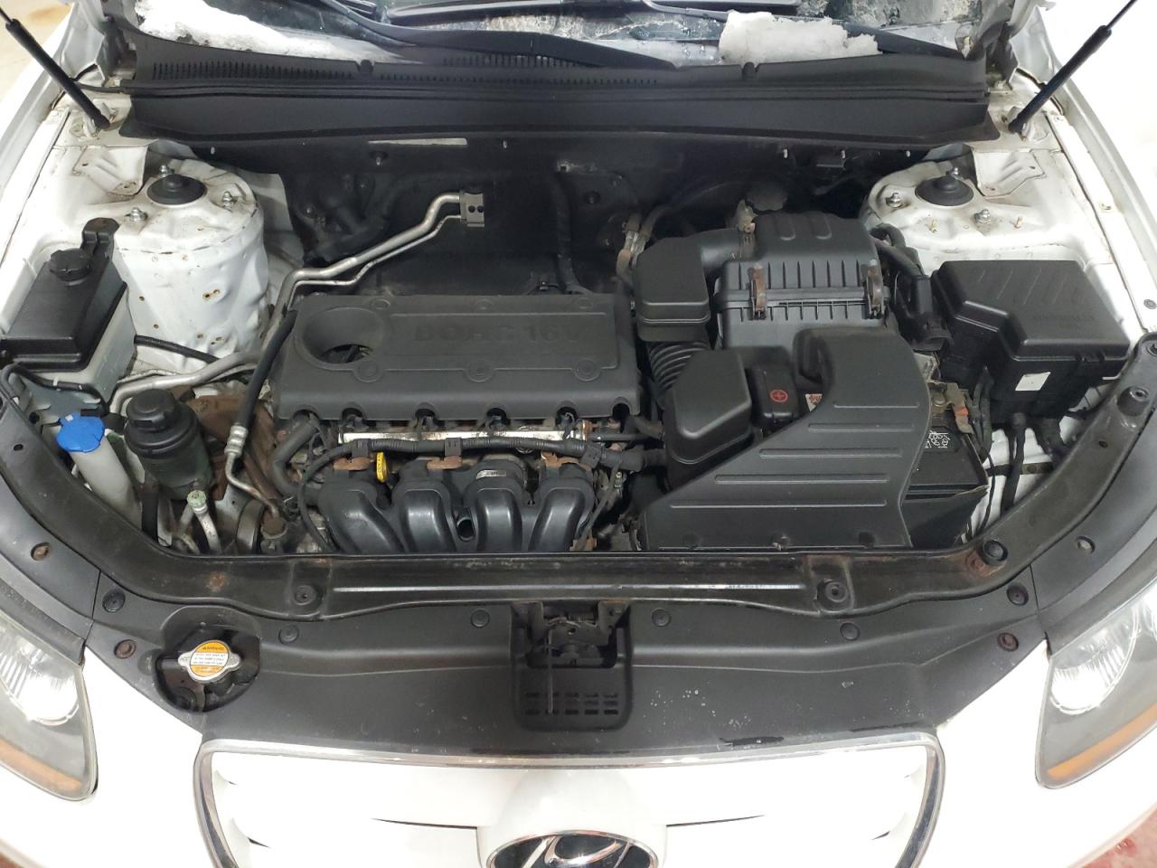 2010 Hyundai Santa Fe VIN 5NMSGDAB6AH416972 Copart auction photo, rear end damage thumbnail 12
