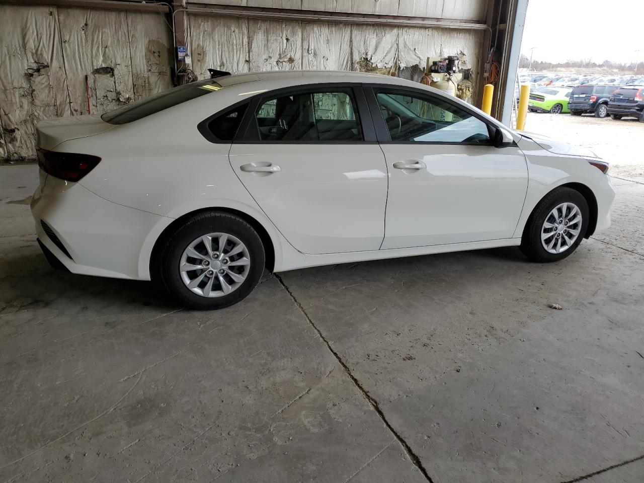 2024 KIA Forte VIN 3KPF24ADXRE737417 Copart auction photo, front end / undercarriage damage thumbnail 3