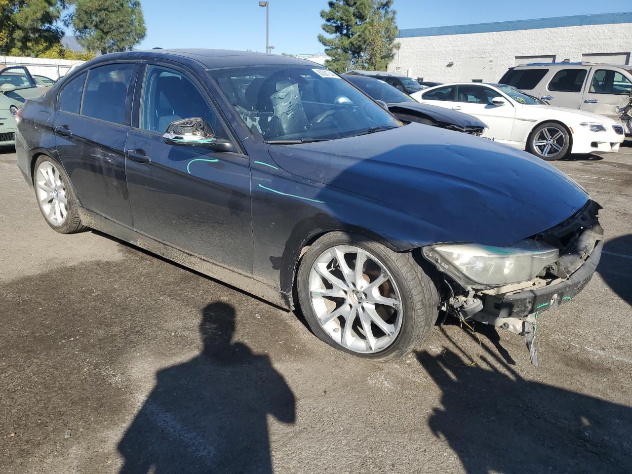 2014 BMW 3er VIN WBA3B1C54EP679691 Copart auction photo, front end damage thumbnail 4
