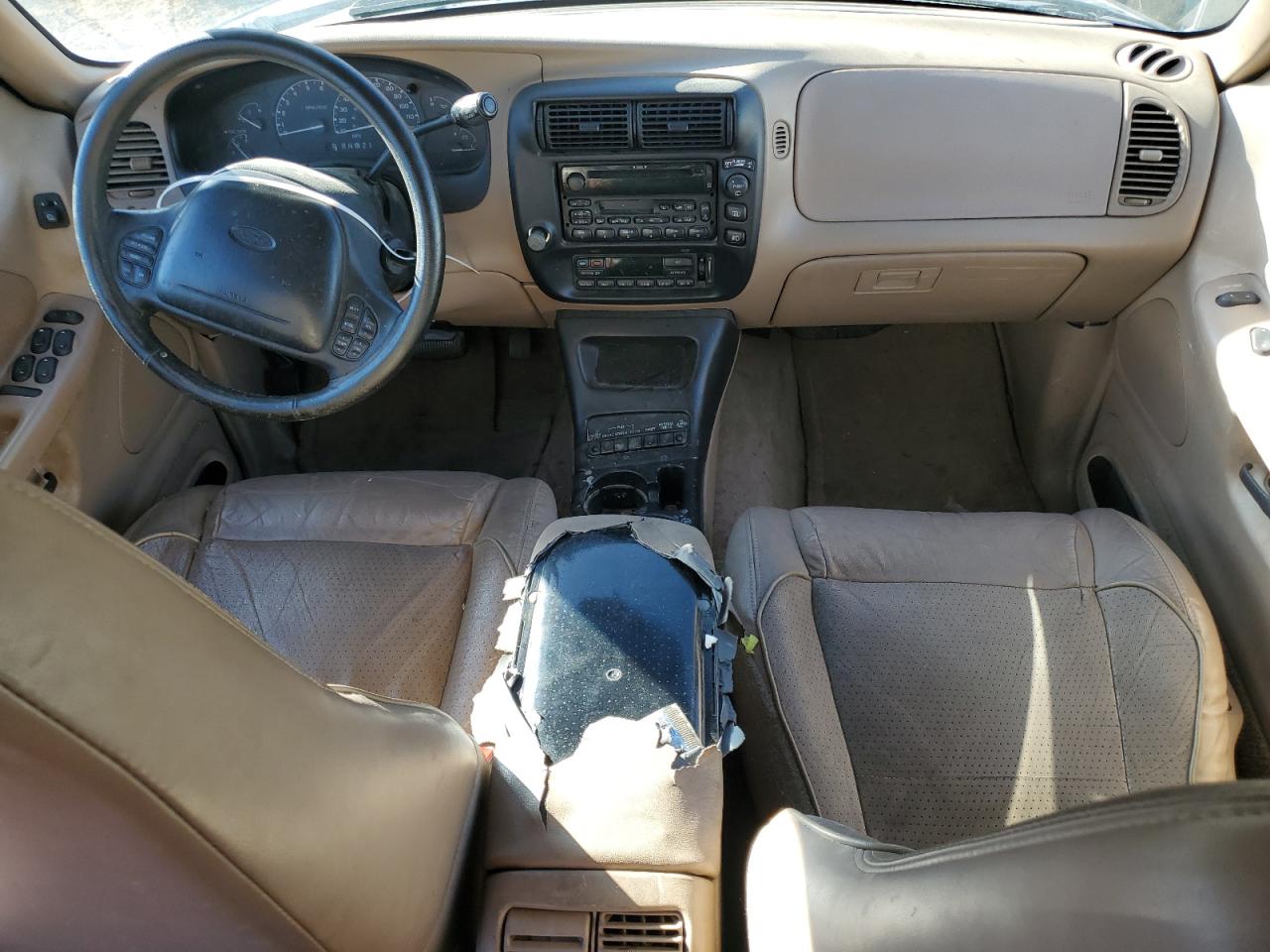 1998 Ford Explorer VIN 1FMZU32E4WZA47070 Copart auction photo, minor dent/scratches damage thumbnail 8