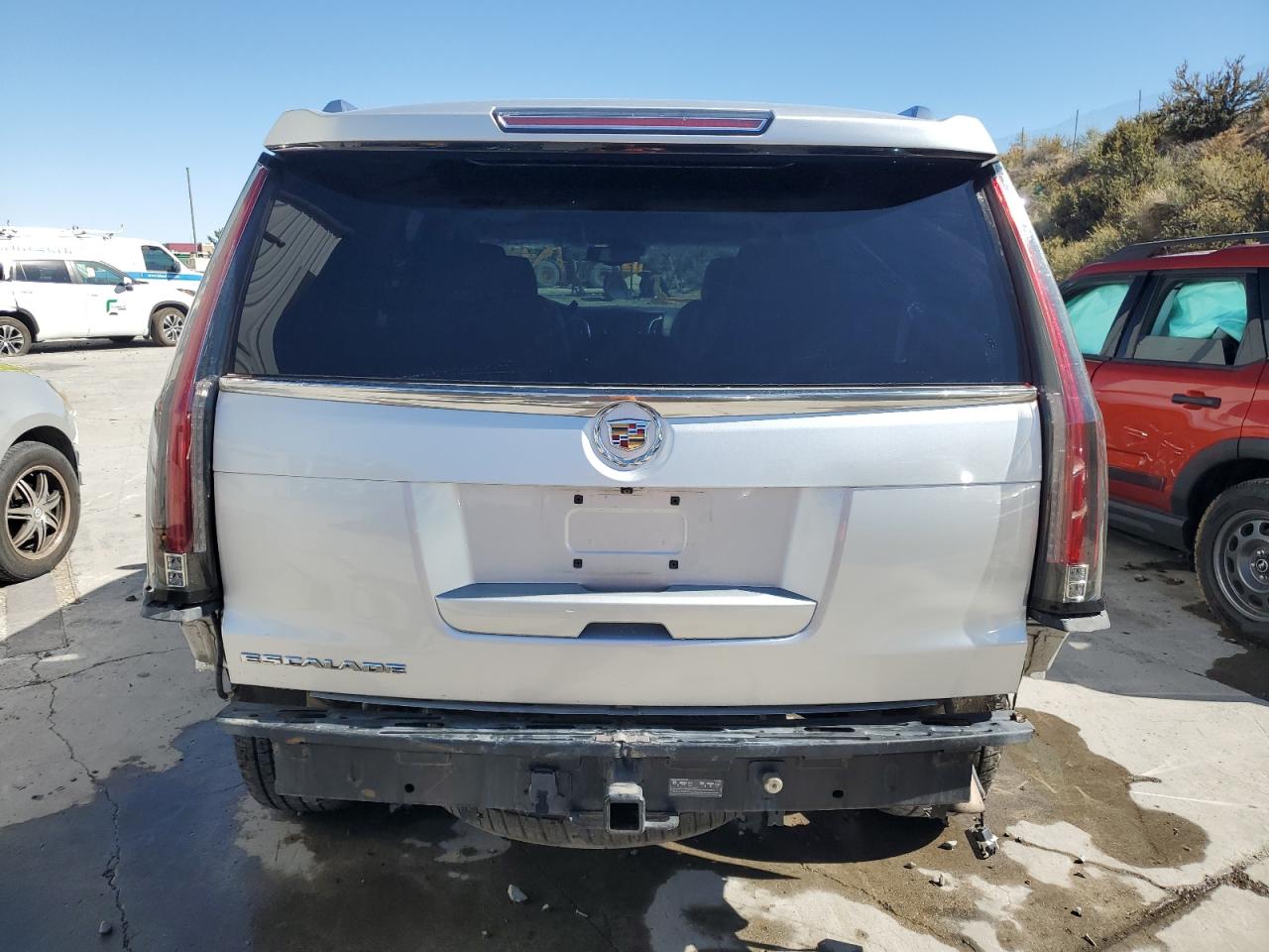 2015 Cadillac Escalade VIN 1GYS4BKJ0FR149408 Copart auction photo, front end / rear end damage thumbnail 6