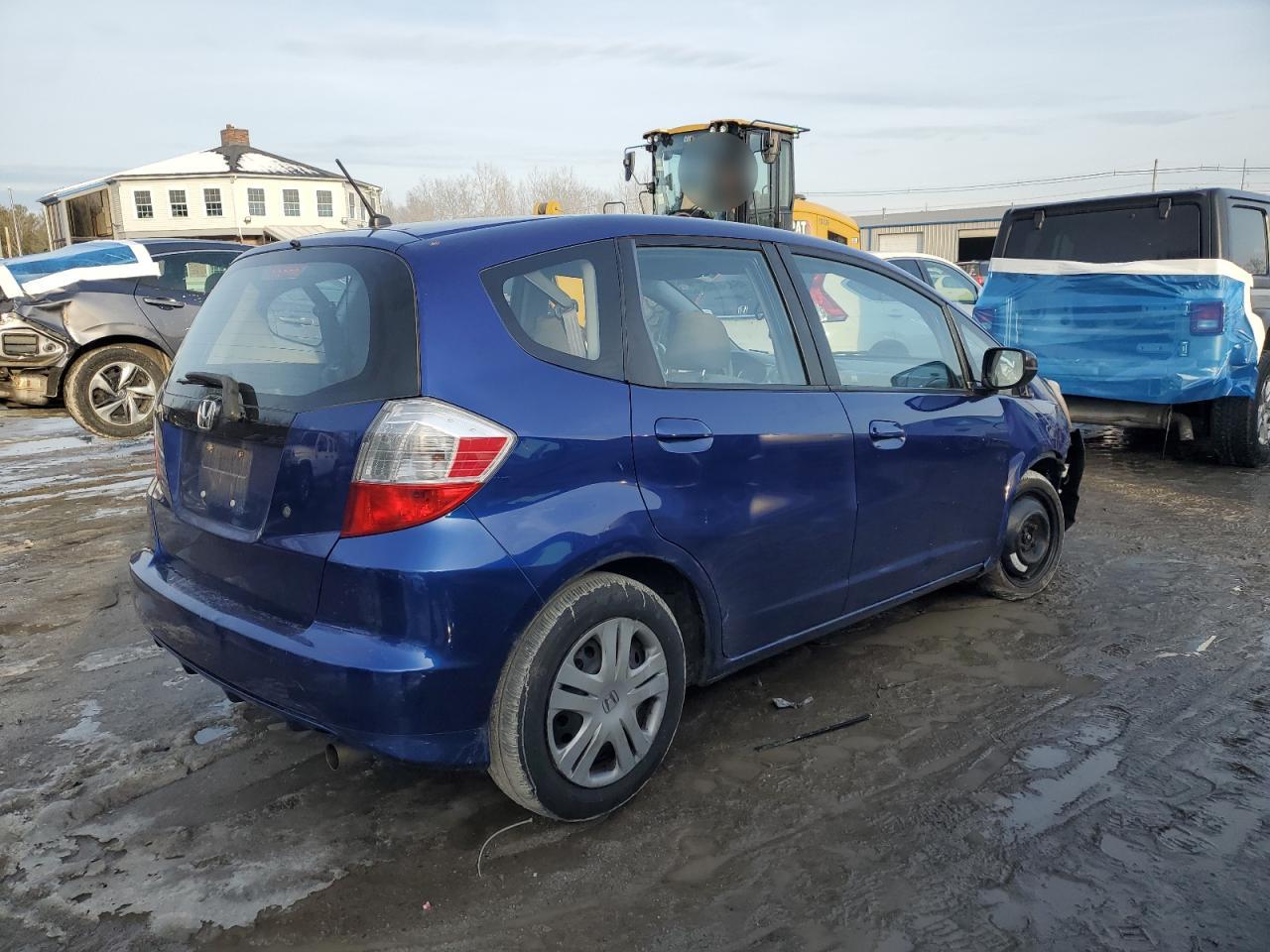 2010 Honda Fit VIN JHMGE8H24AS003573 Copart auction photo, front end damage thumbnail 3