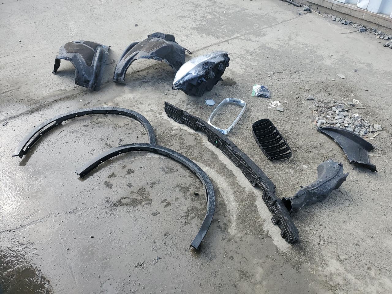 2015 BMW X5 VIN 5UXKR0C59F0K60412 Copart auction photo, front end damage thumbnail 13