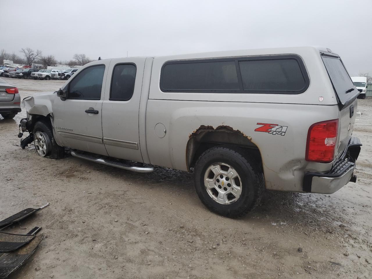 2009 Chevrolet Silverado VIN 1GCEK29009Z255206 Copart auction photo, all over damage thumbnail 2