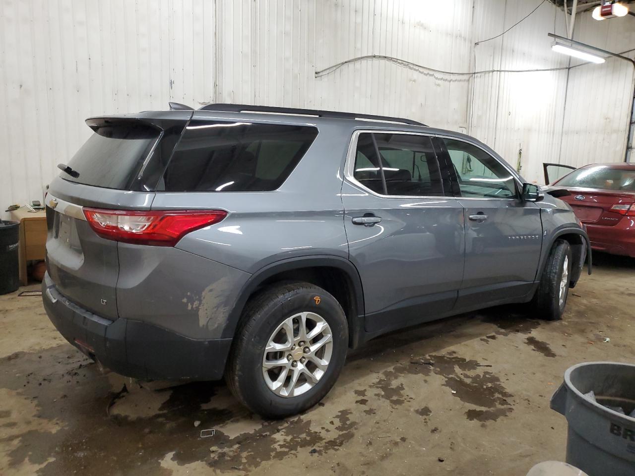 2019 Chevrolet Traverse VIN 1GNEVHKW0KJ279770 Copart auction photo, front end damage thumbnail 3