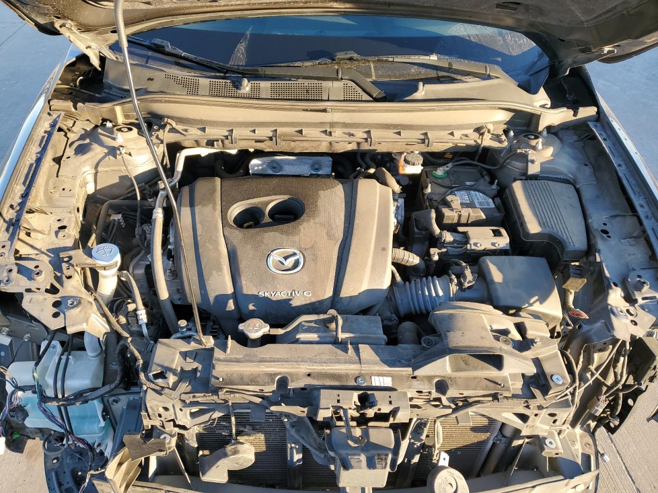 2020 Mazda CX-5 VIN JM3KFACM8L1779956 Copart auction photo, front end / rear end damage thumbnail 12