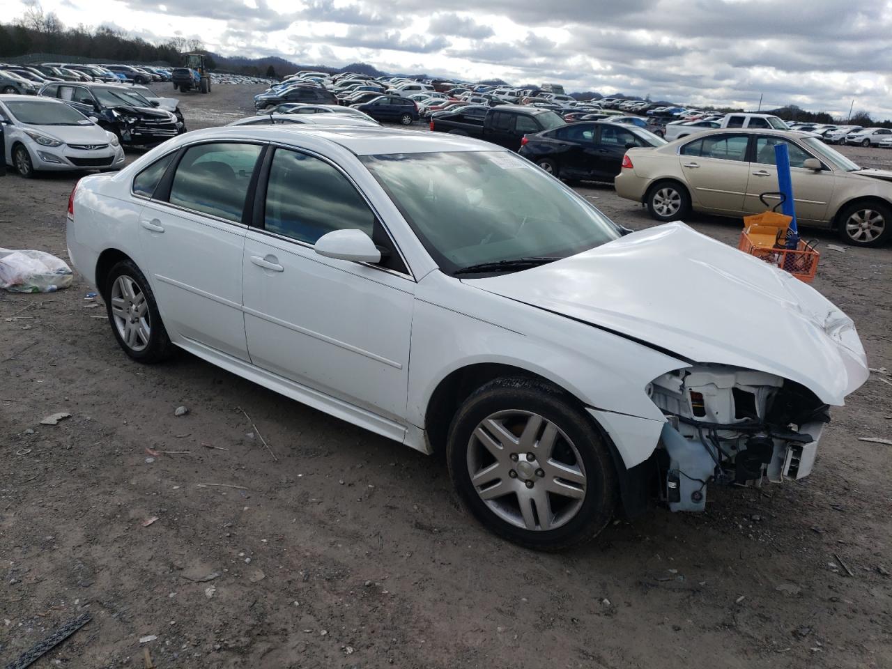 2015 Chevrolet Impala VIN 2G1WB5E36F1136210 Copart auction photo, front end / minor dent/scratches damage thumbnail 4