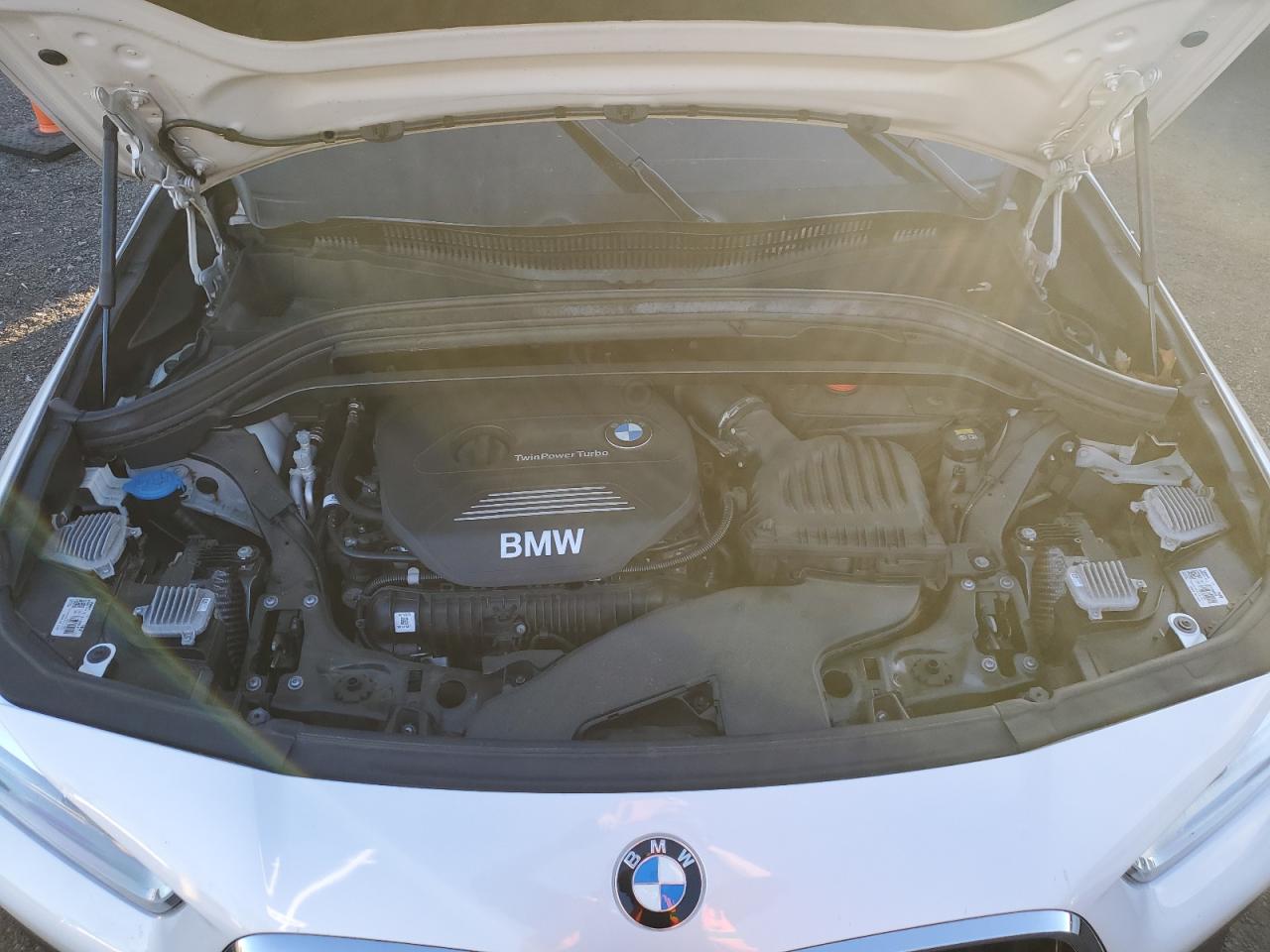 2018 BMW X2 VIN WBXYJ5C33JEF73634 Copart auction photo, burn - interior damage thumbnail 12