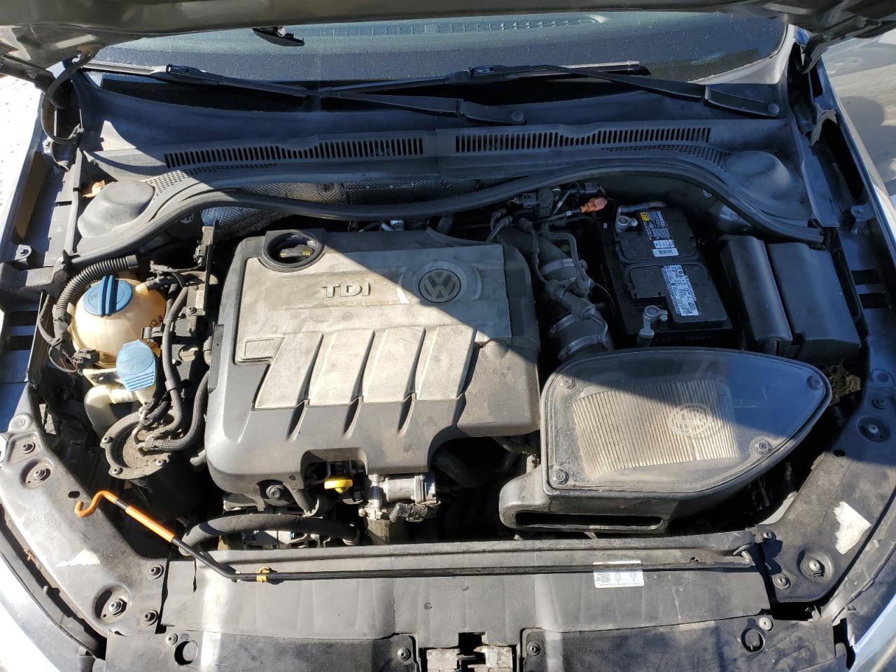 2014 Volkswagen Jetta VIN 3VWLL7AJ7EM385823 Copart auction photo, front end damage thumbnail 11