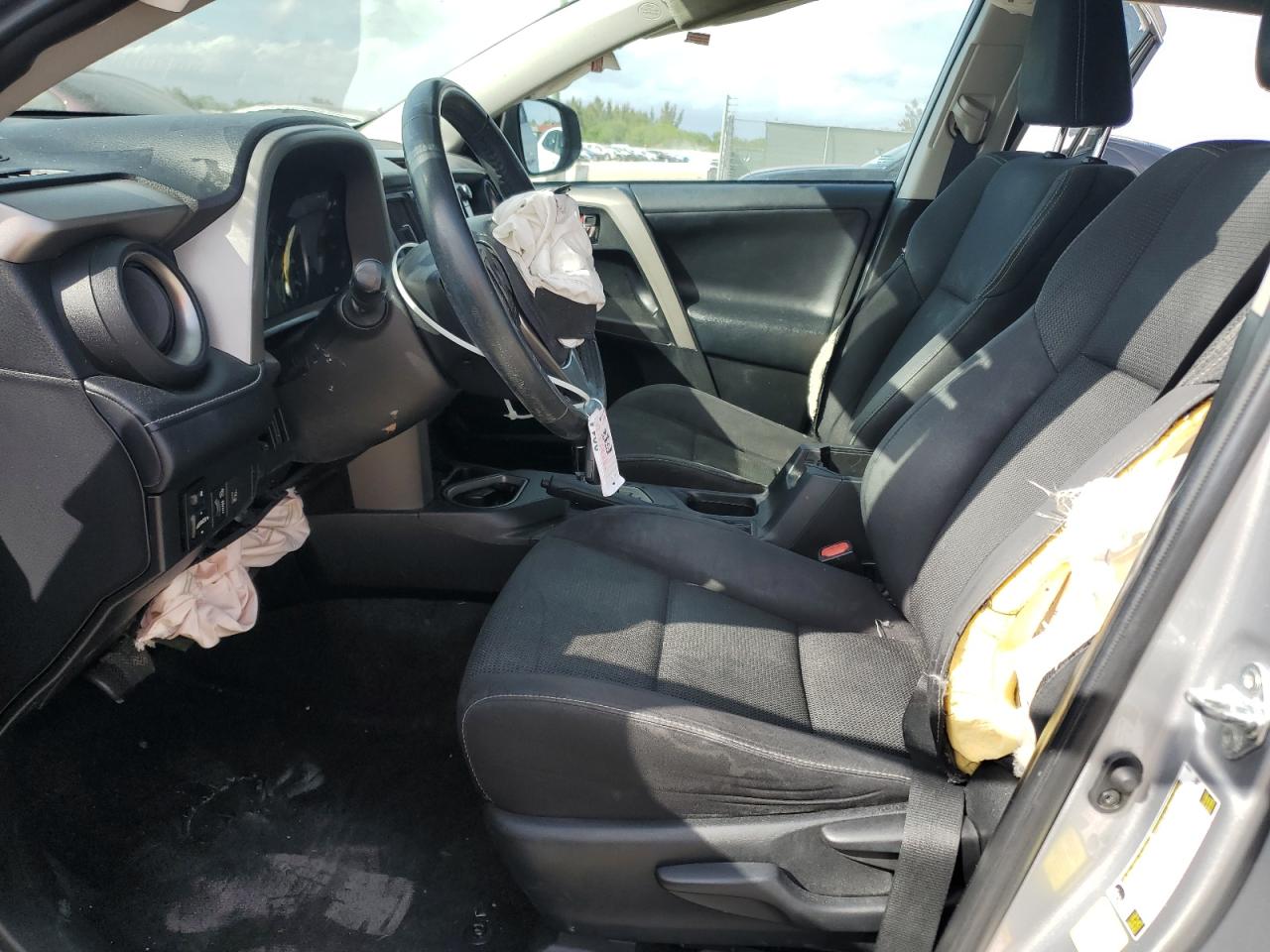 2018 Toyota RAV 4 VIN 2T3WFREV4JW412517 Copart auction photo, front end damage thumbnail 7