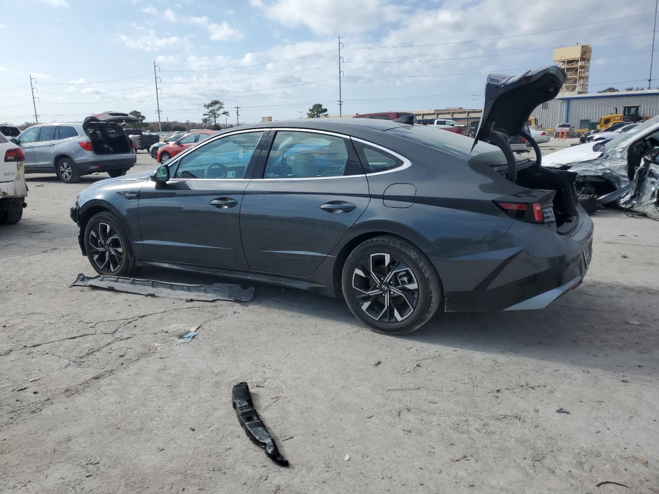 2024 Hyundai Sonata VIN KMHL64JA7RA424644 Copart auction photo, front end / side damage thumbnail 2