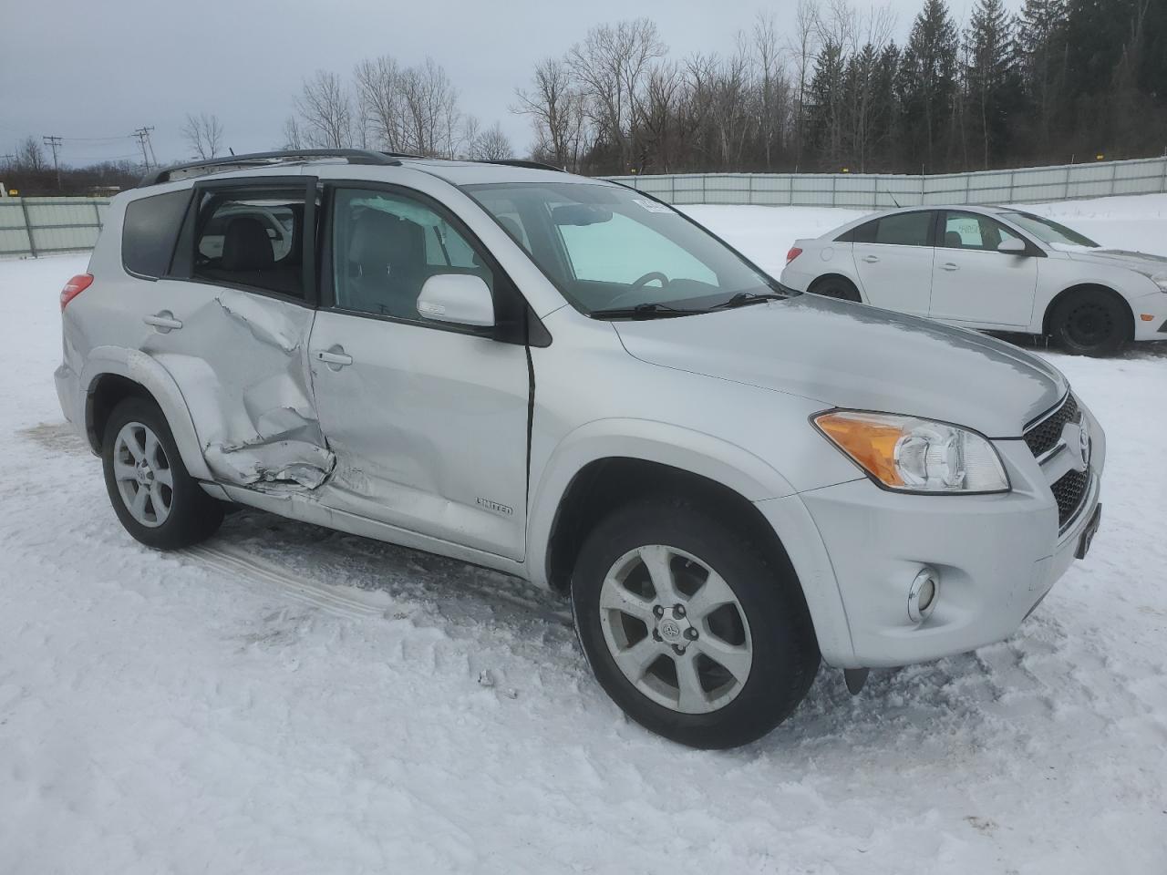 2012 Toyota RAV 4 VIN 2T3DF4DV7CW242099 Copart auction photo, side damage thumbnail 4