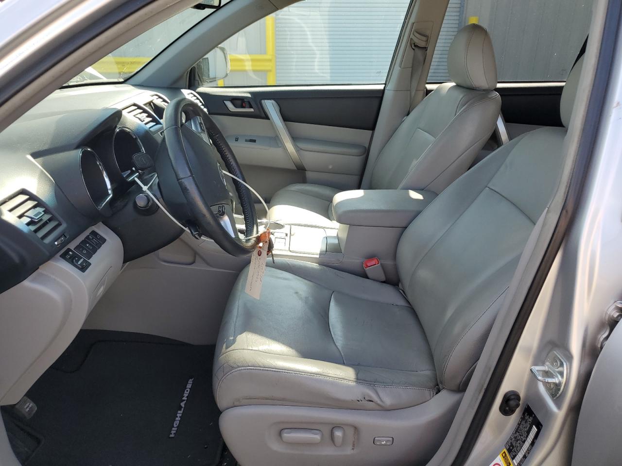 2013 Toyota Highlander VIN 5TDZK3EH5DS116444 Copart auction photo, front end damage thumbnail 7
