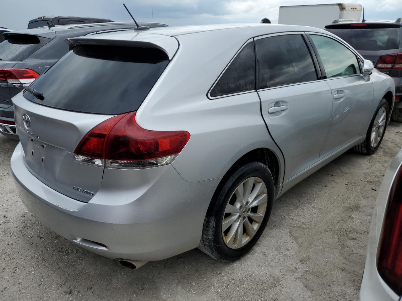 2013 Toyota Venza VIN 4T3BA3BBXDU037936 Copart auction photo, water/flood damage thumbnail 3