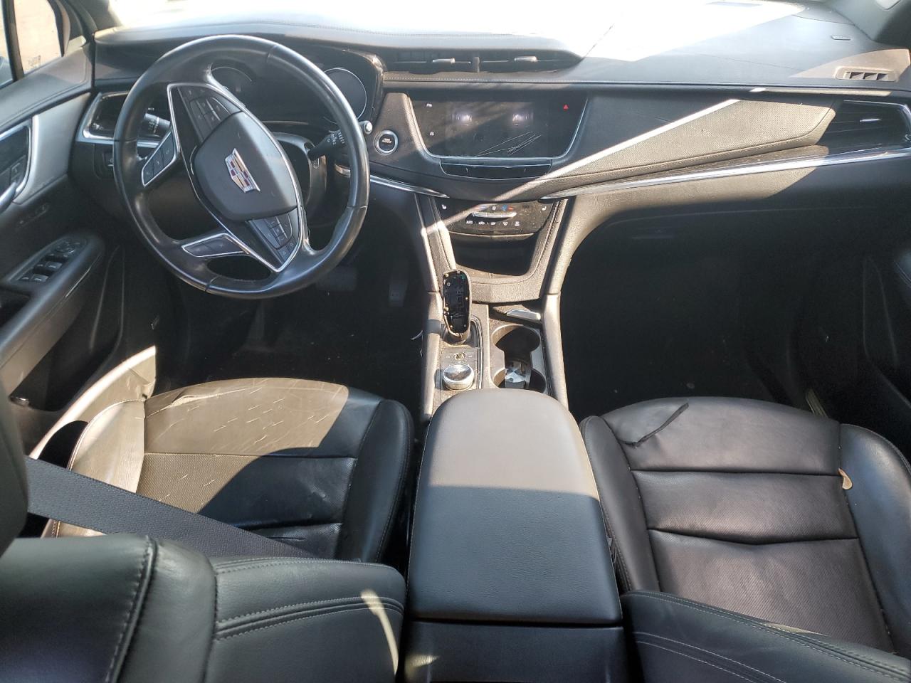 2020 Cadillac XT5 VIN 1GYKNCRS4LZ228450 Copart auction photo, minor dent/scratches damage thumbnail 8