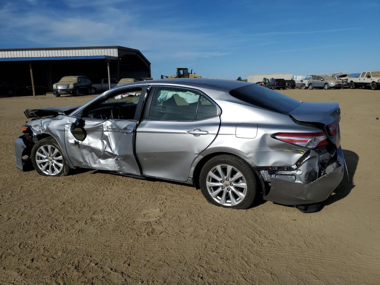 2018 Toyota Camry VIN 4T1B11HK2JU020709 Copart auction photo, all over damage thumbnail 2