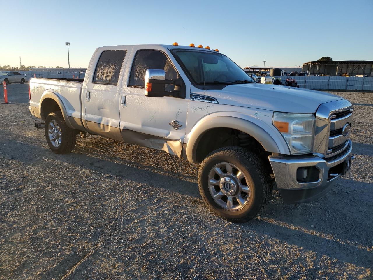2011 Ford F250 VIN 1FT7W2BT8BEB56308 Copart auction photo, side damage thumbnail 4