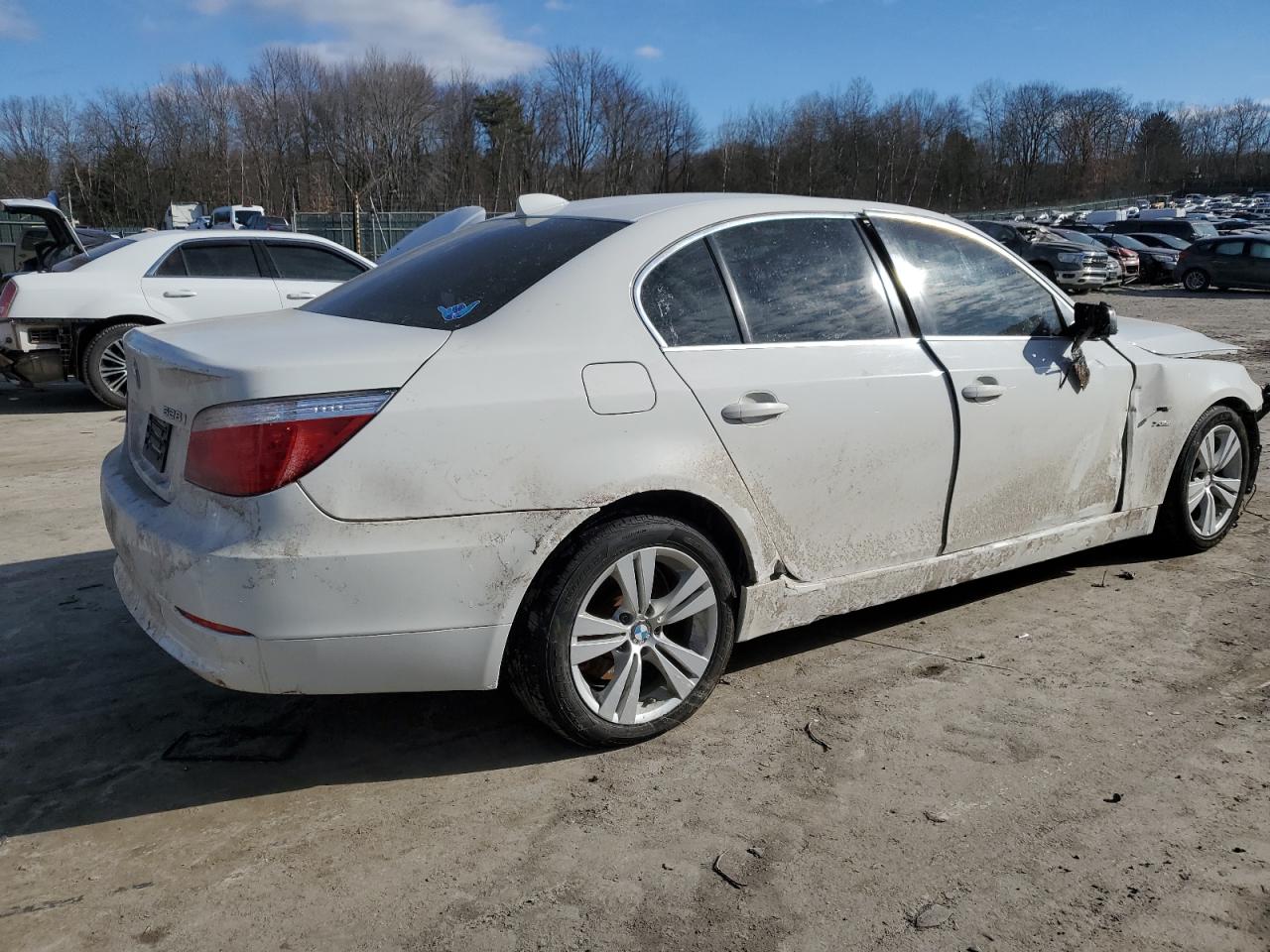 2009 BMW 5er VIN WBANV13599C153750 Copart auction photo, side damage thumbnail 3