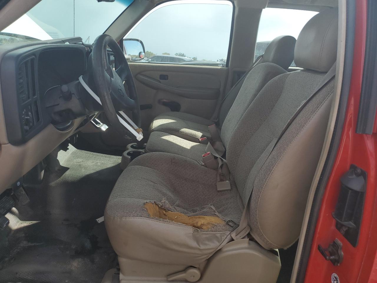 2003 Chevrolet Silverado VIN 1GCEC19V73E217652 Copart auction photo, front end / all over damage thumbnail 7