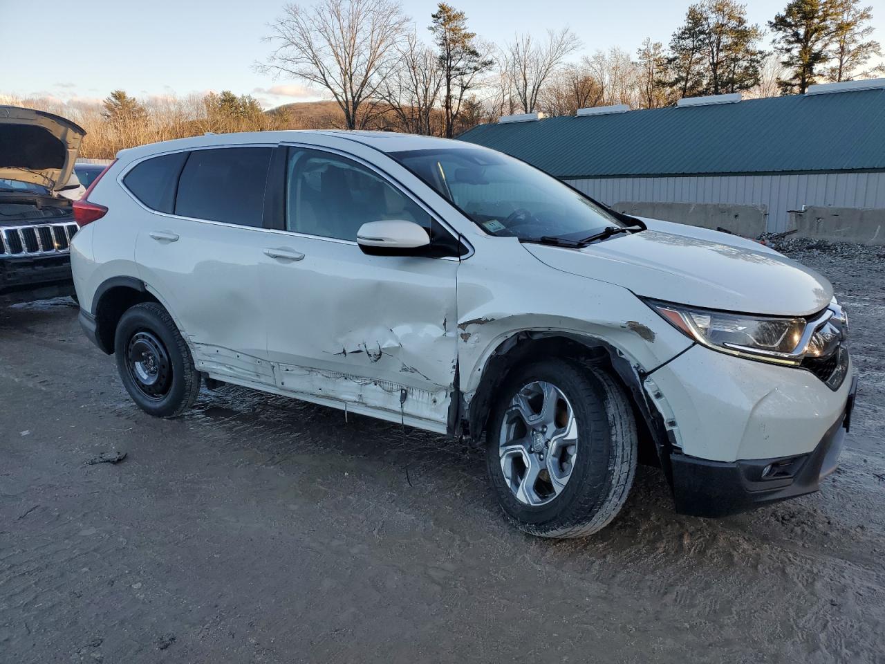 2017 Honda CR-V VIN 2HKRW2H8XHH605444 Copart auction photo, all over damage thumbnail 4