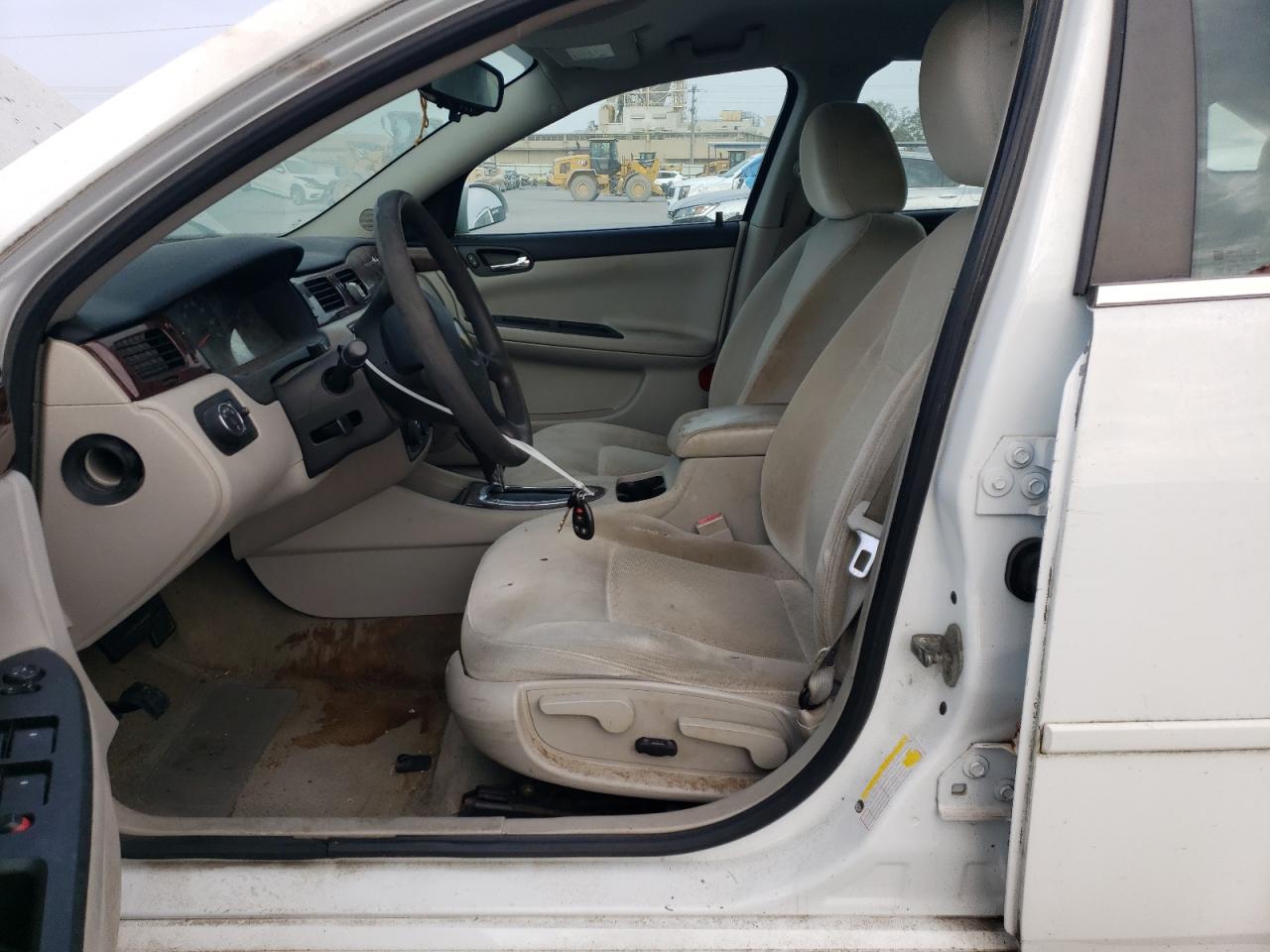 2011 Chevrolet Impala VIN 2G1WA5EK2B1134023 Copart auction photo, minor dent/scratches damage thumbnail 7